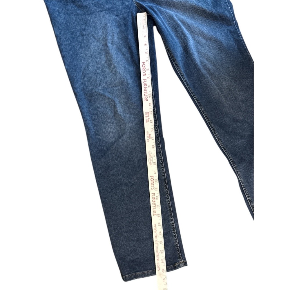 Chico’s — Classic Straight-Leg Blue Jeans 👖 Size 14 - Picture 5 of 8